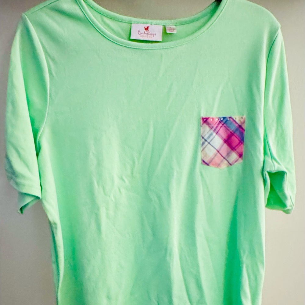 Quacker Factory Light Green Short Sleeve Tee
